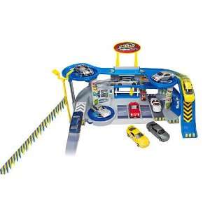  fast lane car showroom play set ages 3+ Toys & Games