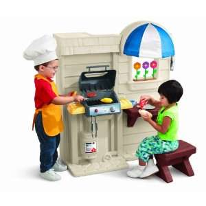  Little Tikes Inside/Outside Cook N Grill Kitchen: Toys 