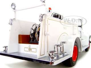 Brand new 1:24 scale diecast 1941 GMC Fire Truck by Road Signature.