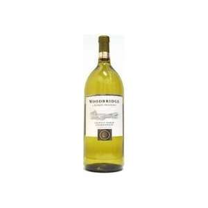   Woodbridge Lightly Oaked Chardonnay 1 L Grocery & Gourmet Food