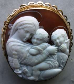 SENSATIONAL MUSEUM QLTY VICTORIAN CAMEO BROOCH MADONNA OF THE CHAIR 