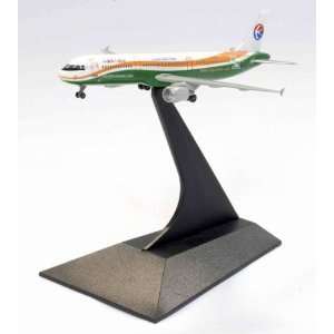   Dragon Wings China Eastern A 321 211 Model Airplane 