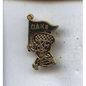  1960s ABA Basketball Oakland Oaks Pin MINT   NBA Pins And 