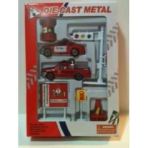  Die Case Metal Fire Truck and Car Play Set: Toys & Games