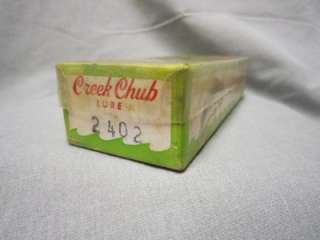Creek Chub Wiggle Fish #2402 Red head / White Box CCBC  