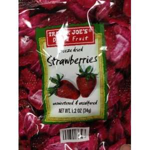 Trader Joes Freeze Dried Strawberries Unsweetened & Unsulfured 1.2oz 