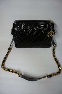 RARE VINTAGE CHANEL Black Patent Leather Shoulder Bag w/ Large CC 