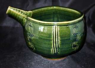 Marked Warren MacKenzie Mingei Pottery Sgraffito Spouted bowl Shoji 