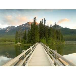  Pyramid Lake, Jasper National Park, Alberta, Rockies 