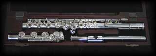 PEARL Flute   695 RBE   Brand NEW   Ships FREE Worldwide   