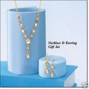   Teens Pretty Pearlesque Goldtone & White Y Necklace & Earring Gift
