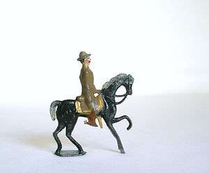 Lead Toy Soldier Calvary Officer Infantry Horse Spurs Rider Military 