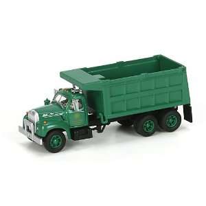  HO RTR Mack B Dump Truck, SOU: Toys & Games