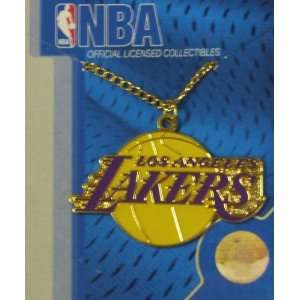  Los Angeles Lakers NBA Team Pendant w/18  Chain: Sports 