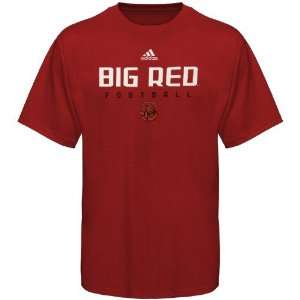  adidas Cornell Big Red Carnelian Sideline T shirt: Sports 