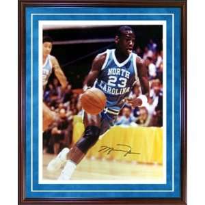  Michael Jordan Autographed / Signed Framed College 16x20 