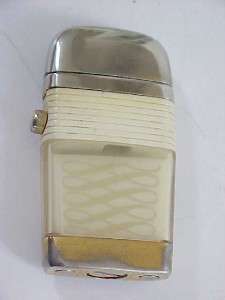 Vintage SCRIPTO Cigarette Lighter VU LIGHTER Nice Design  
