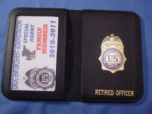 DEA POLICE LEATHER WALLET WITH MINI BADGE  