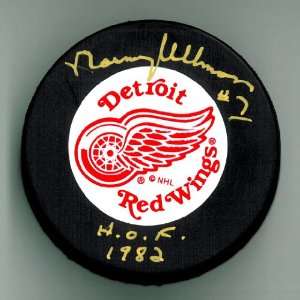  Norm Ullman Autographed Detroit Red Wings Hockey Puck w 