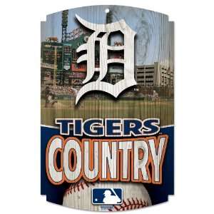  MLB Detroit Tigers Wood Signs: Sports & Outdoors
