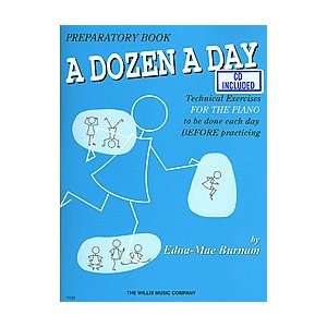 A Dozen A Day   Preparatory Book (Book/CD): Musical 
