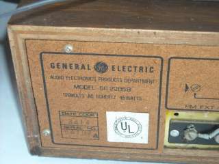 General Electric SC 2205B AM/FM Radio,8 Track Receiver  