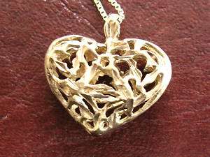 GOLD PENDANT CUT OUT HEART w/ GOLD BOXED CHAIN NECKLACE  