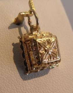 14K GOLD 3D ENGAGEMENT RING IN BOX CHARM PENDANT  