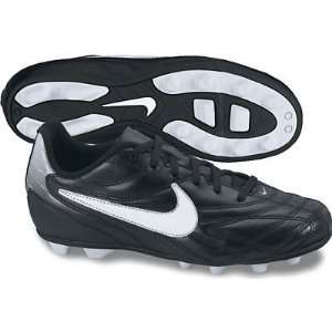   FG R Youth Soccer Cleats   Black / Silver / White
