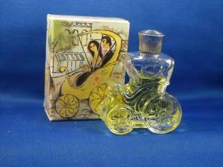 AVON COURTING CARRIAGE DECANTER 1973 1974  