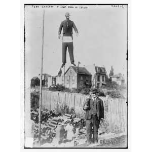  Paris    Emperor William hung in effigy